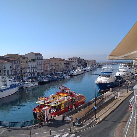 Grand T2 Au Coeur De Ville Avec Vue Sur Quais Et Mer 塞特港 外观 照片