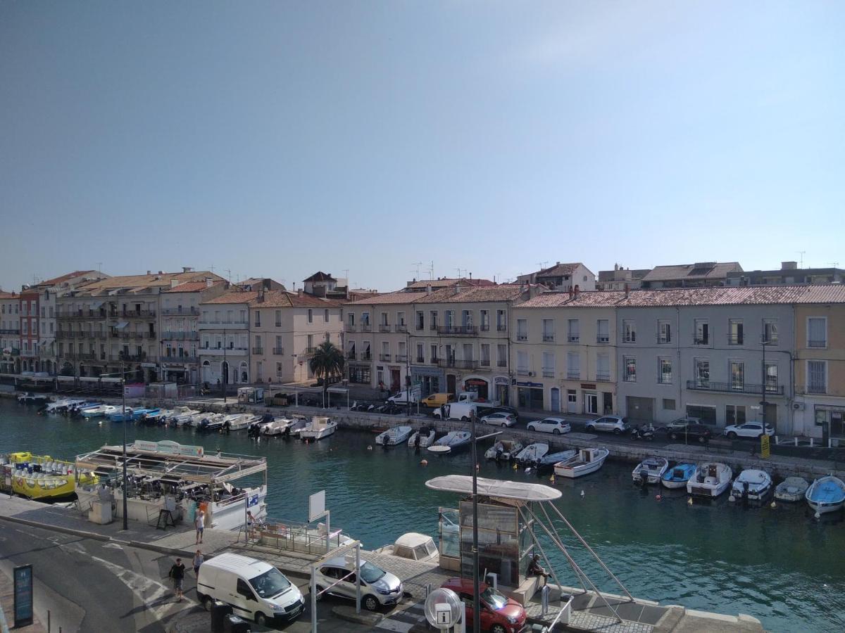 Grand T2 Au Coeur De Ville Avec Vue Sur Quais Et Mer 塞特港 外观 照片